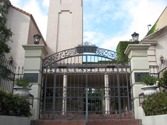 scientology able front steps hollywood