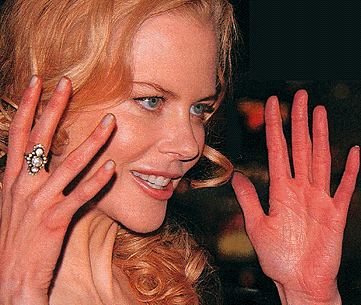 nicole kidman red hands niacin overdose