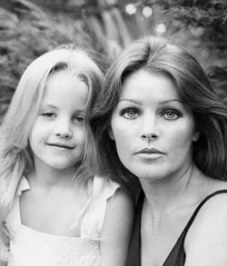 Prisilla & Lisa Presley 1975